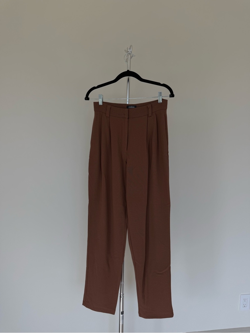 Women's Straight-Leg High-Waist Pants in Brown